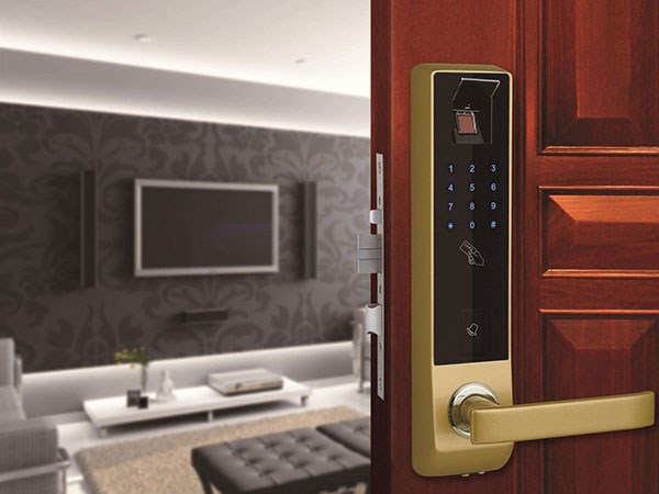 自流井开锁电话-换锁芯电话号码